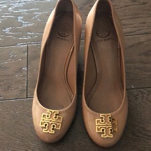 Tory Burch Nude Wedges